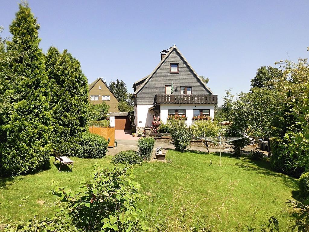 Apartment In Langewiese Sauerland With Garden Winterberg Buitenkant foto