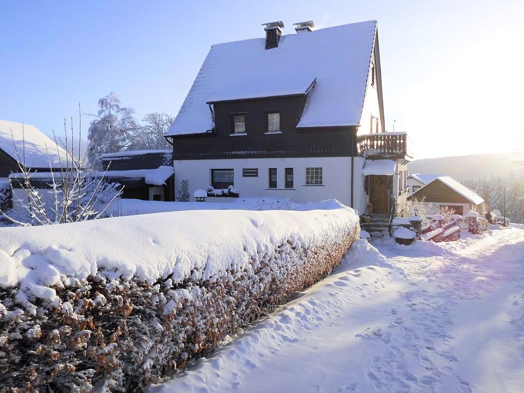 Apartment In Langewiese Sauerland With Garden Winterberg Buitenkant foto