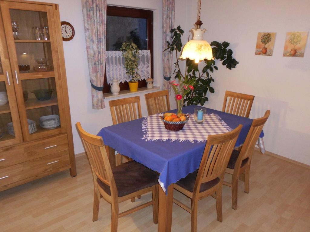 Apartment In Langewiese Sauerland With Garden Winterberg Buitenkant foto